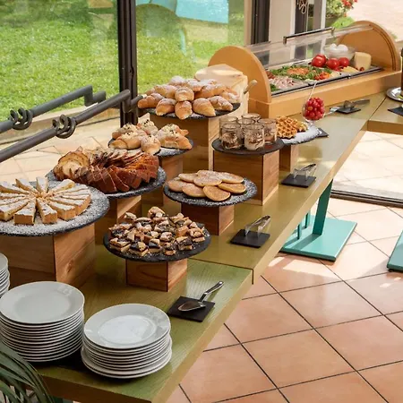 Western Park Roma Nord Hotel 4*