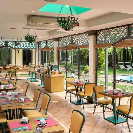 Hotel Western Park Roma Nord 4*