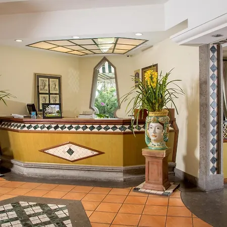 Western Park Roma Nord 4*