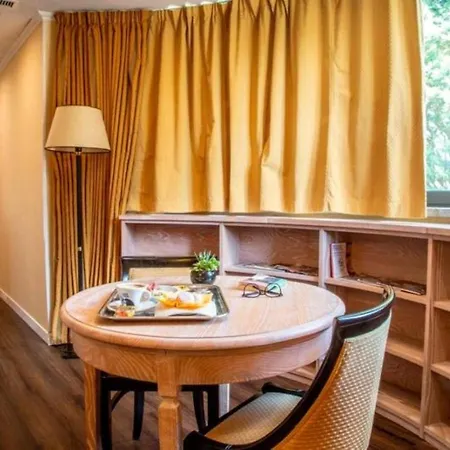 Hotel Western Park Roma Nord 4*
